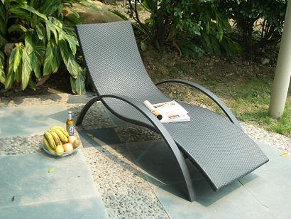 PE Rattan Lounger Chair
